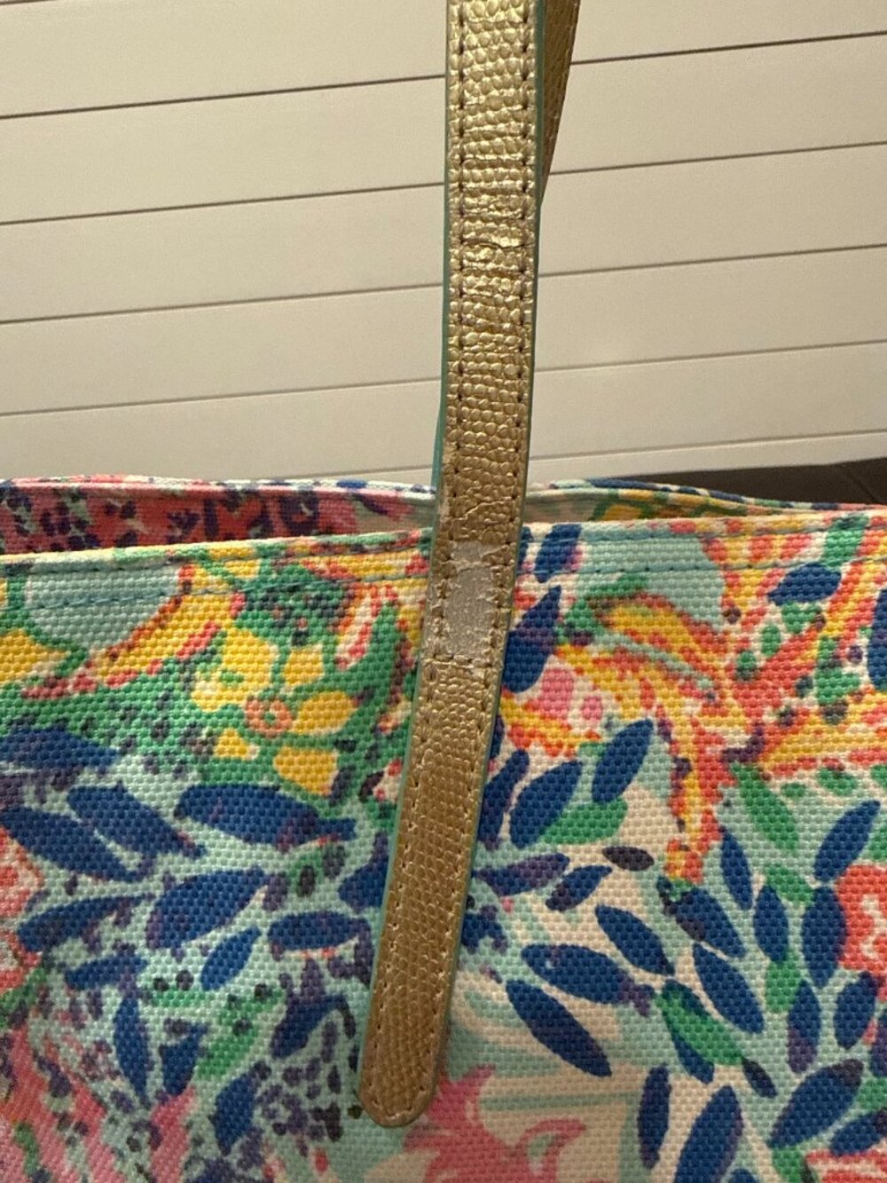 Lilly Pulitzer Fishing for Compliments Resort Tote Bag - Picture 12 of 16
